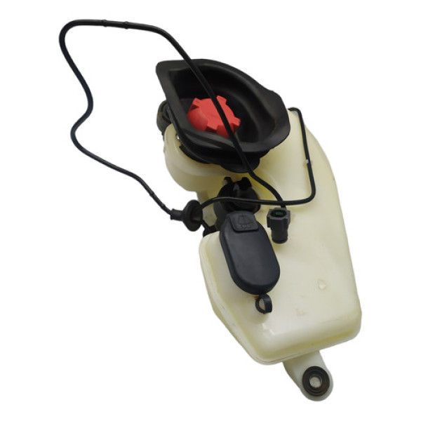 Reservatório Água Gasolina Renault Duster Cod 289104727r 