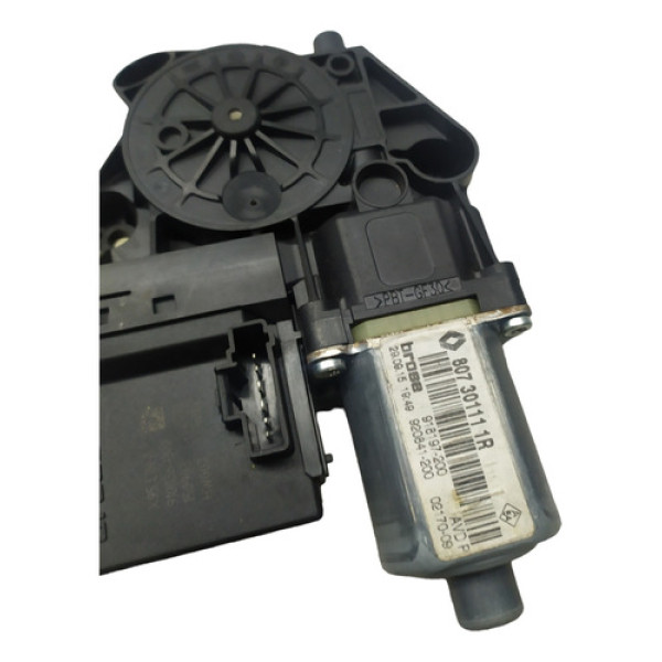 Motor Maquina Vidro Dianteira Direita Fluence 2013 A 15