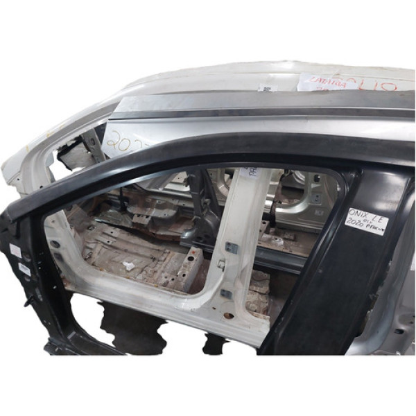 Pe De Coluna  Esquerda Chevrolet Onix 2012 A 2019