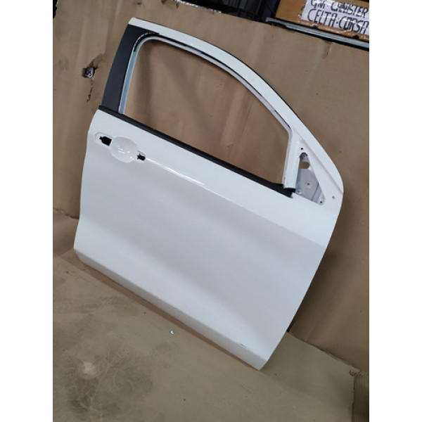 Porta Dianteira Direita Fiat Argo 2017 A 23 Mínimo Riscos