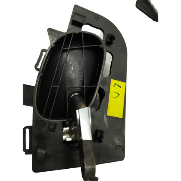 Maçaneta Interna Dianteira Direita Do Peugeot 207 2008 2009 