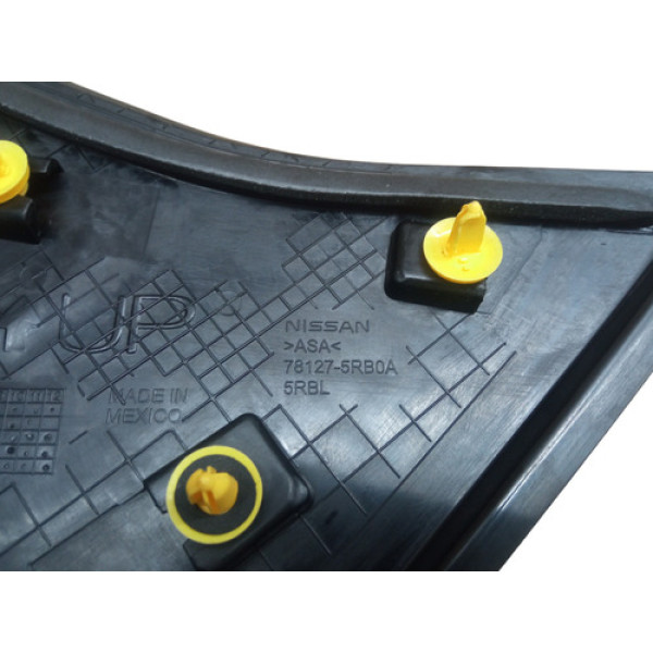 Acabamento Coluna Esquerdo Nissan Kicks 2018 