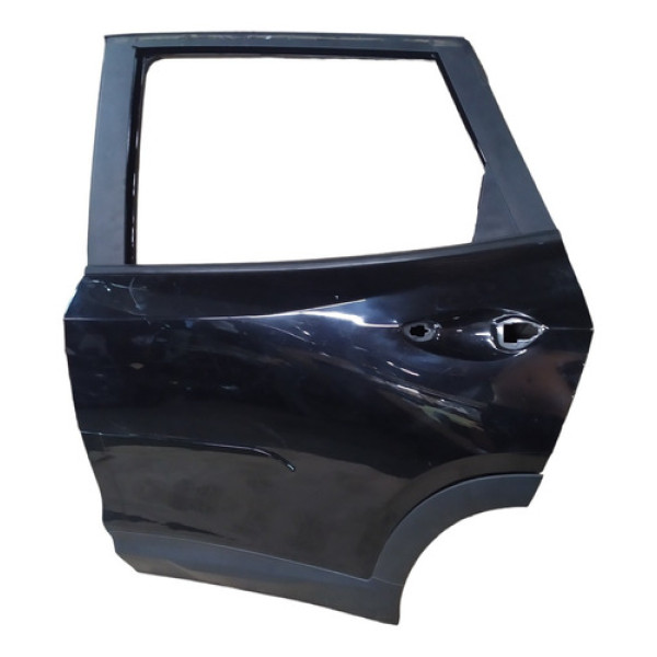 Porta Traseira Esquerda Tracker 2020 A 2022 Mínimo Detalhe