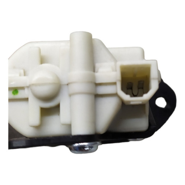 Trava Portinhola Tanque Fiat Bravo Original 51870126