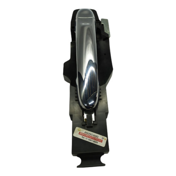 Maçaneta Externa Traseira Direita Do Nissan  Versa 2013 A 18