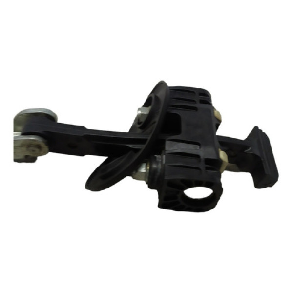 Limitado Porta Dianteira Direita Fiat Bravo 2011 A 2016 