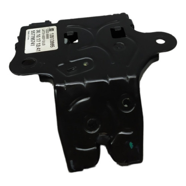 Fechadura Porta Malas Gm Cruze Sedan C9d 557795741
