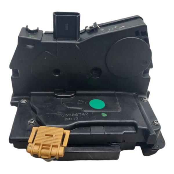 Fechadura Elétrica Traseira Esquerda Gm Onix Cobalt Spin 